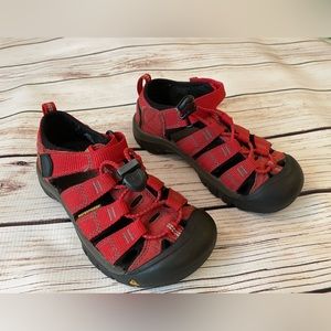 keen hiking sandals